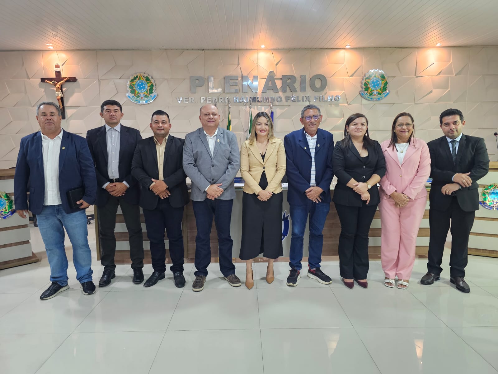 A CÂMARA MUNICIPAL DE SIMÕES REALIZOU MAIS UMA SESSÃO ORDINÁRIA.