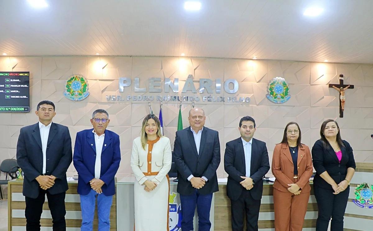 Câmara Municipal realiza sessão com aprovação de matérias.